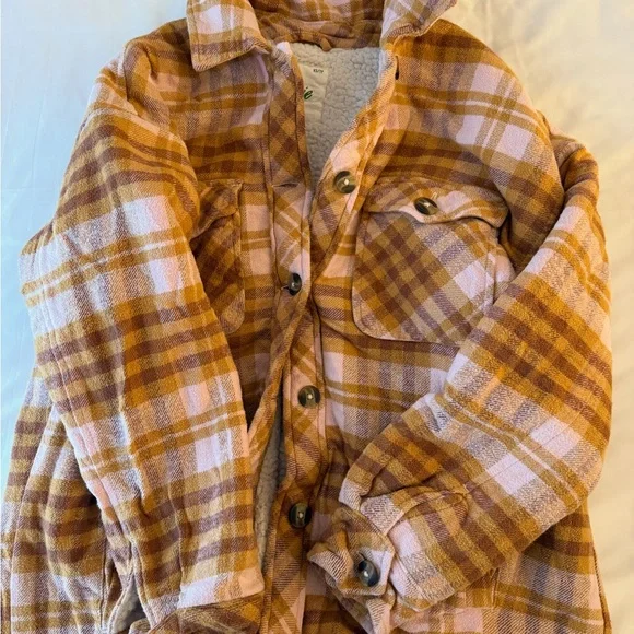 Aerie Plaid Teddy Jacket in Pink and Brown - Picture 1 of 1